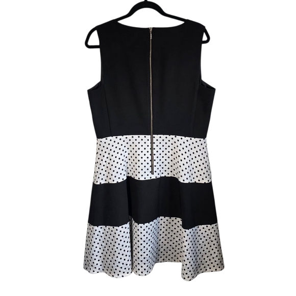 Karl Lagerfeld Black and White A-Line V Neck Mini Dress Size 10 - Picture 5 of 9